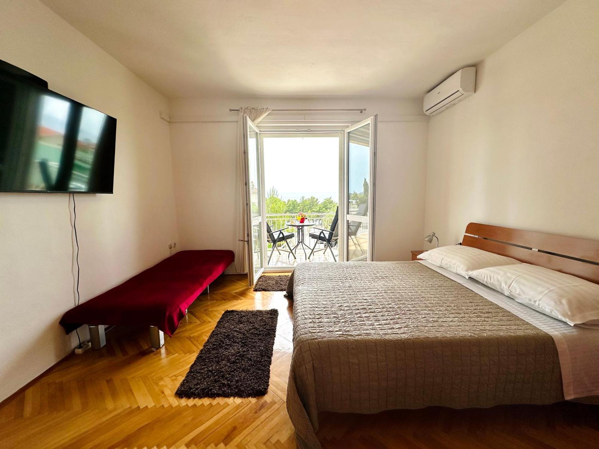 Spacious Family Apartment Near The Beach Makarska Exteriör bild